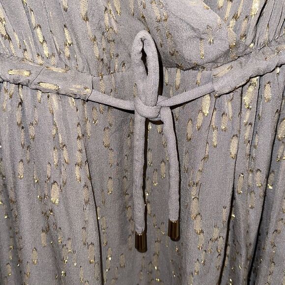 MESOP 12 Gray Gold Metallic Pleated Drop Waist V-Neck Sleeveless Tie Waist Dress - Picture 6 of 14